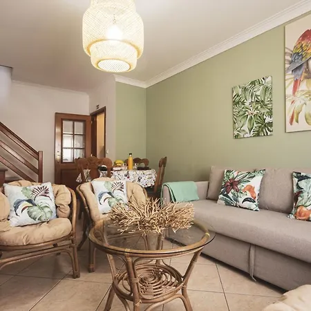 19 - Cozy In * Peniche