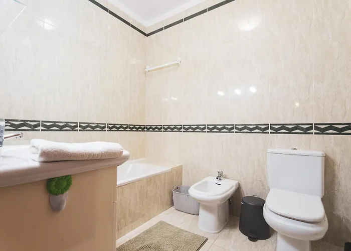 19 - Cozy In Peniche